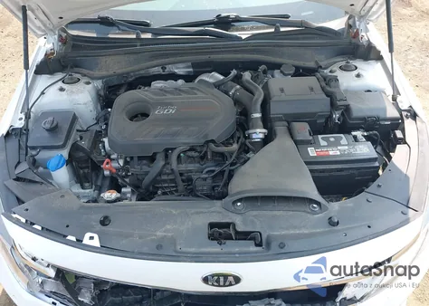 2018 Kia Optima Sx Turbo z USA, uszkodzony, nr VIN 5XXGV4L22JG249081